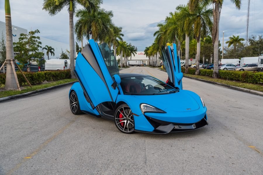 McLaren 570S 2016