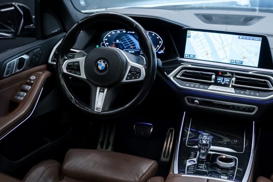 2020 BMW X7