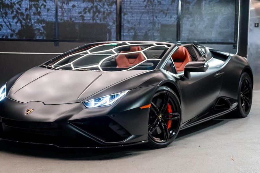 LAMBORGHINI HURACAN 2021