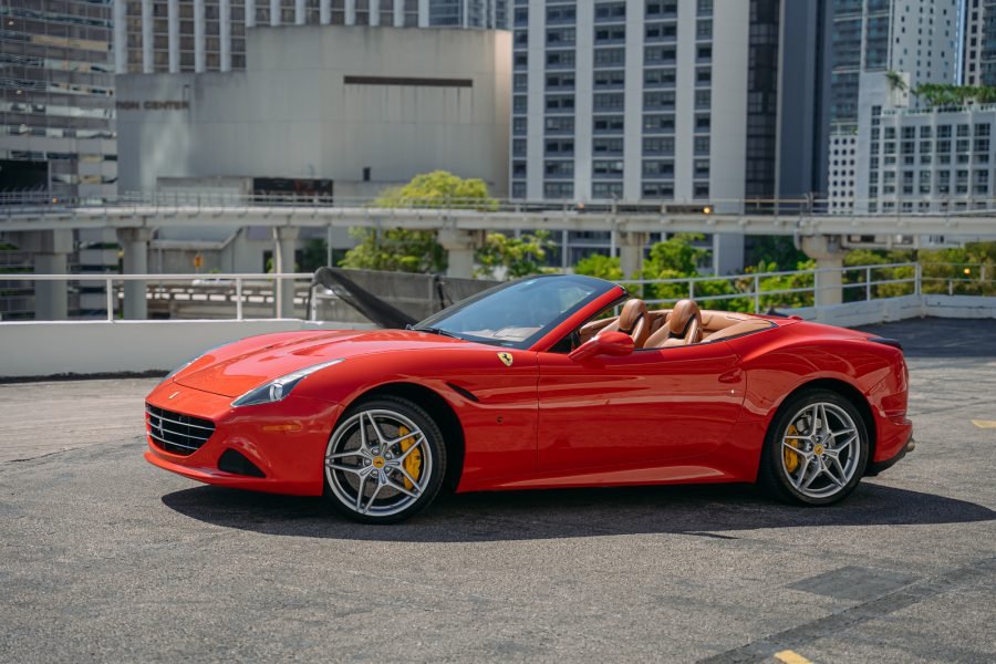 FERRARI CALIFORNIA T 2017